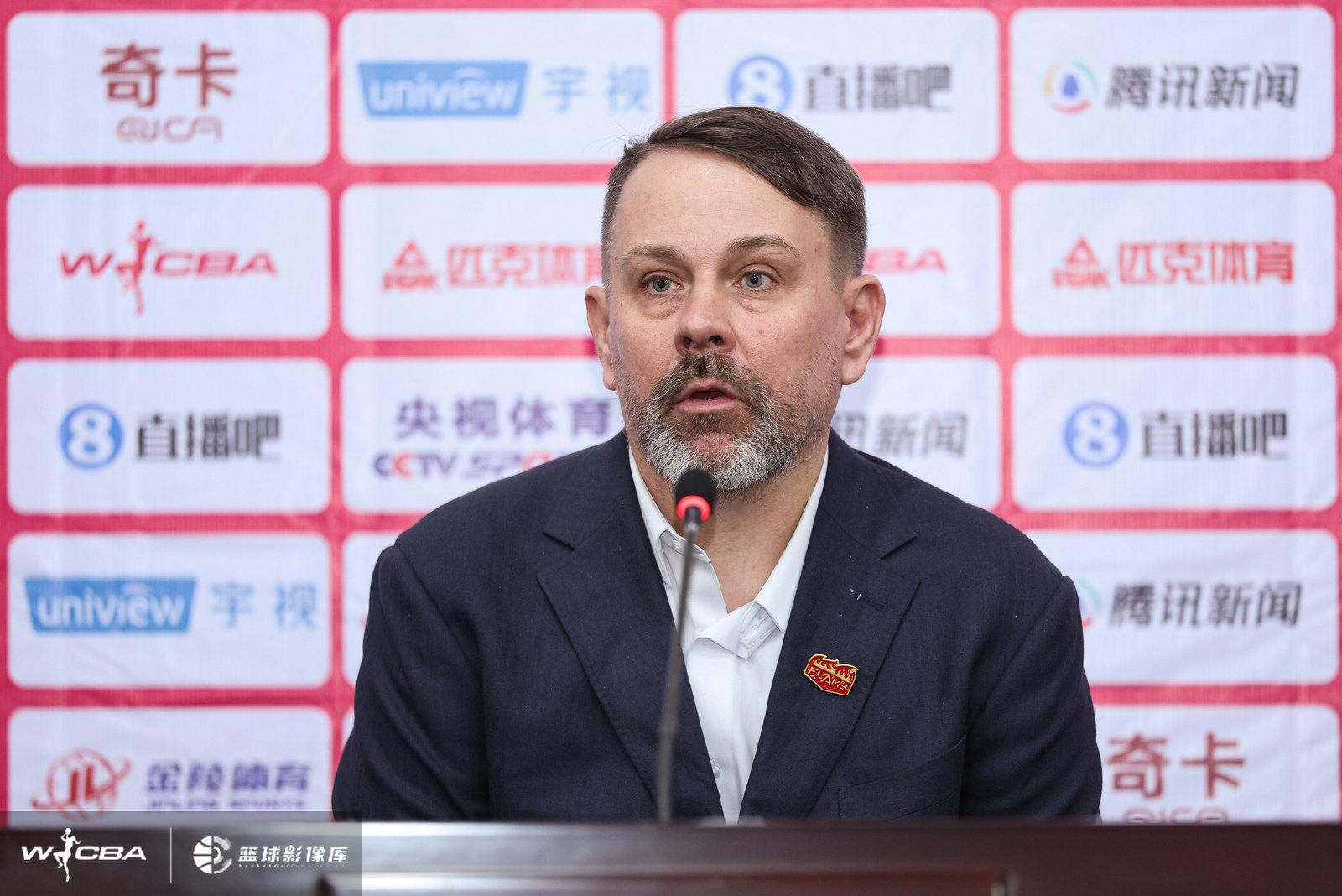 山西竹叶青酒主教练 米卡.jpg 山西竹叶青酒主教练 米卡.jpg